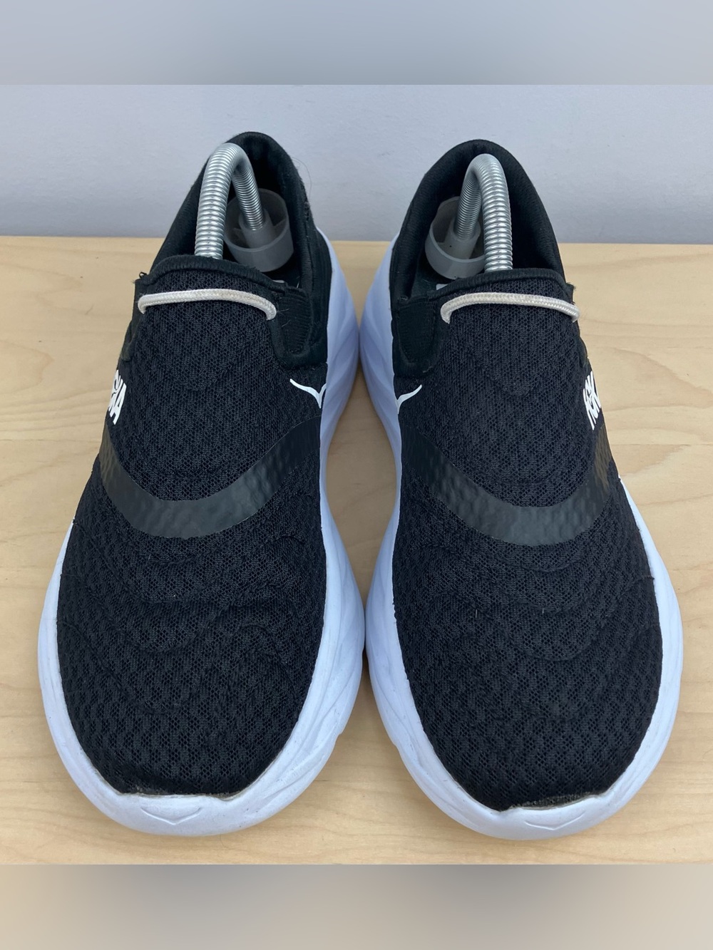 Hoka One One Women’s Size 10 Ora Recovery Shoe 2 Slip On Black & White Shoes - Picture 4 of 11